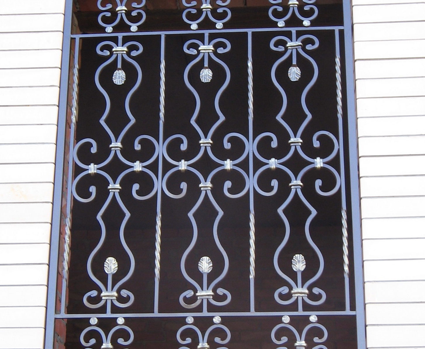 05
